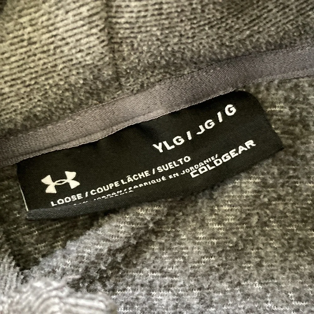 Under Armour pullover - Picture 3 of 4